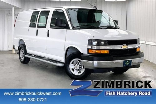 2025 Chevrolet Express Cargo WT