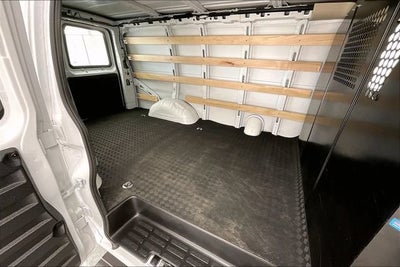 2025 Chevrolet Express Cargo WT