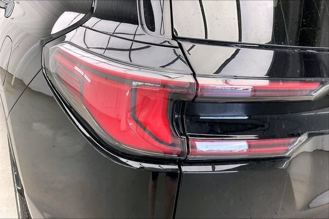 2027 GMC Acadia Denali