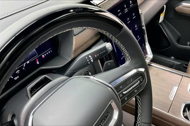 2027 GMC Acadia Denali Ultimate