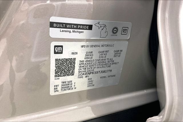 2026 GMC Acadia AT4
