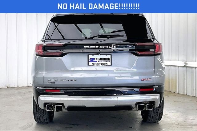 2024 GMC Acadia Denali