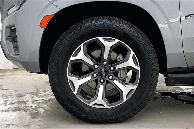 2023 GMC Yukon XL AT4