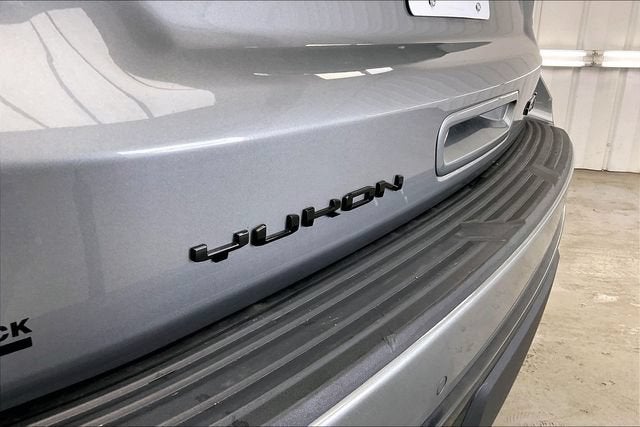 2023 GMC Yukon XL AT4