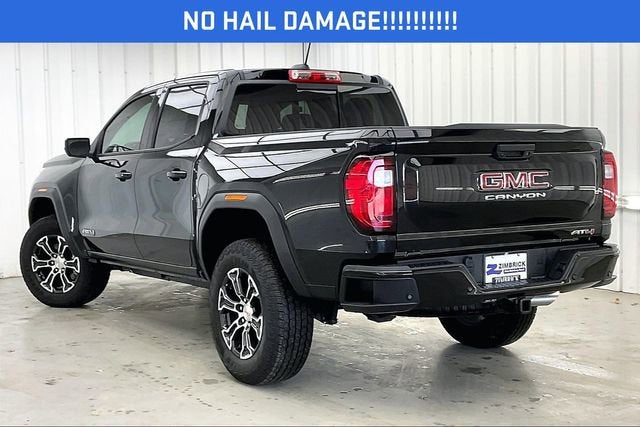 2025 GMC Canyon AT4