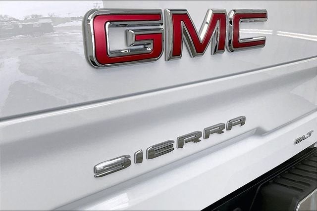 2025 GMC Sierra 1500 SLT