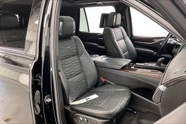 2023 Cadillac Escalade Sport Platinum