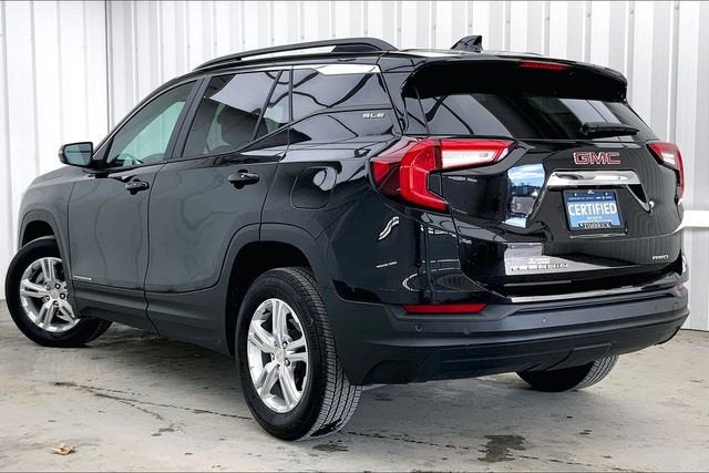 2022 GMC Terrain SLE