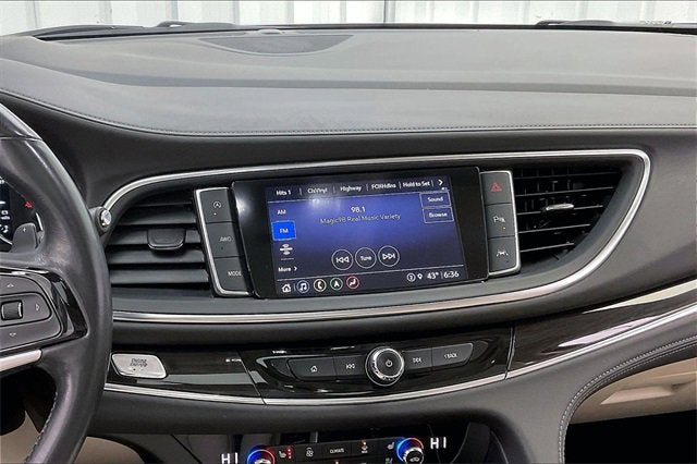 2023 Buick Enclave Premium