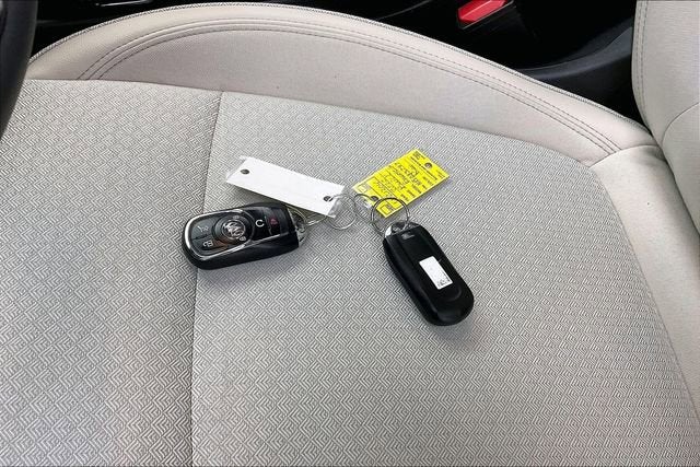 2022 Buick Encore GX Select